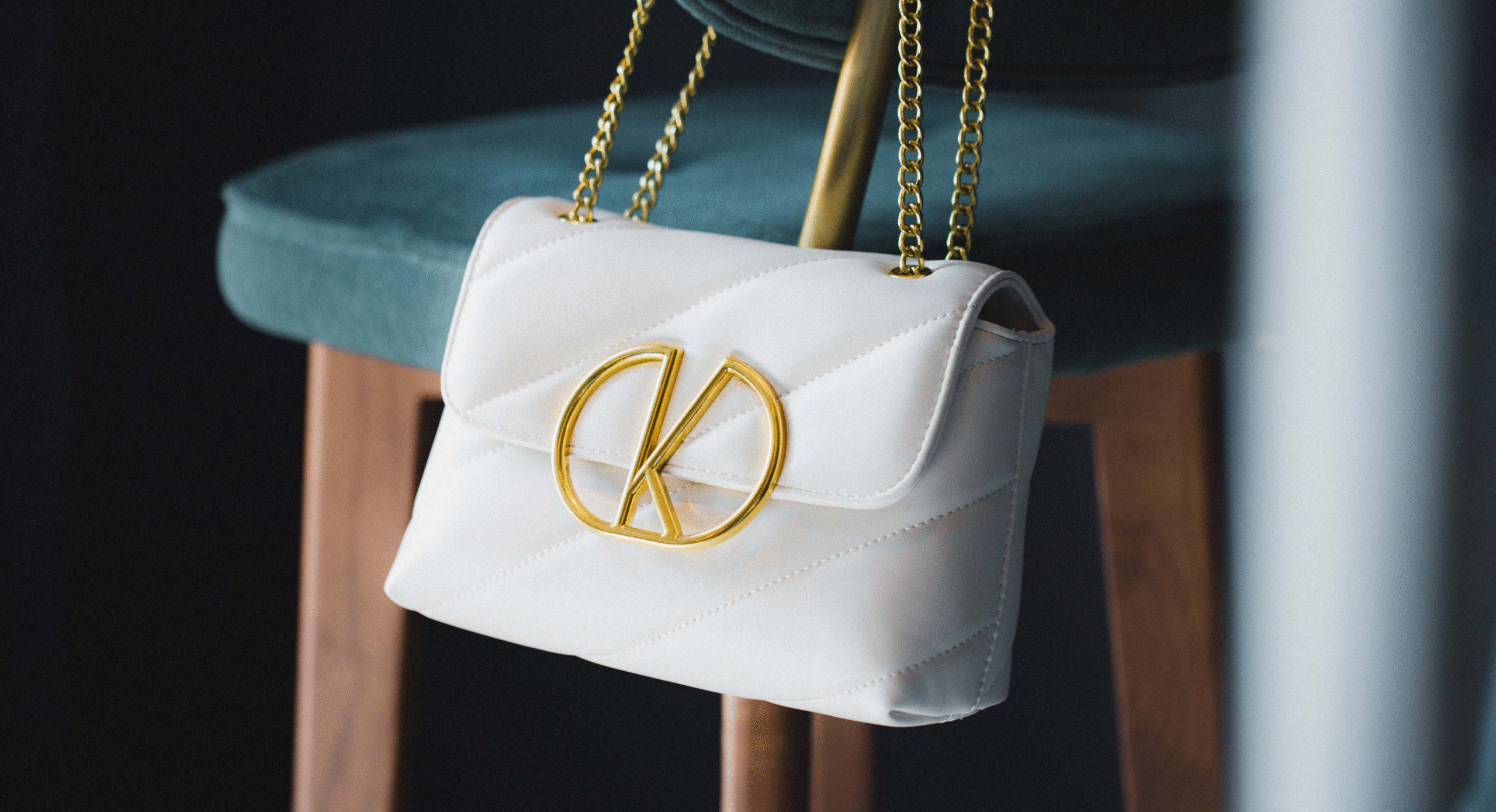 How to Choose the Right Handbag for Every Occasion