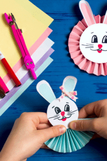 How to Start a DIY Arts and Crafts Project at Home: A Beginner’s Guide