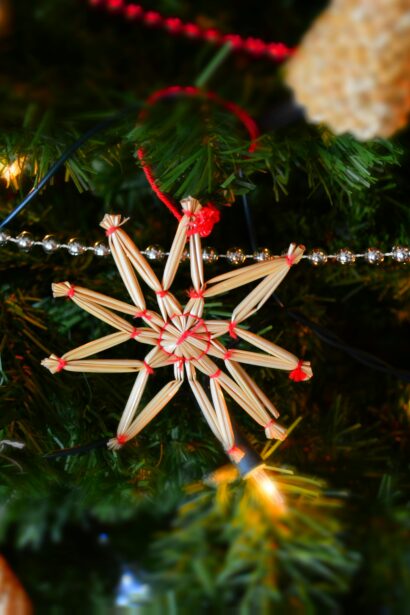 Why Handcrafted Ornaments Elevate Your Christmas Tree Aesthetic